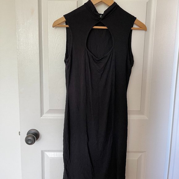 Little Black Dress - Picture 1 of 2